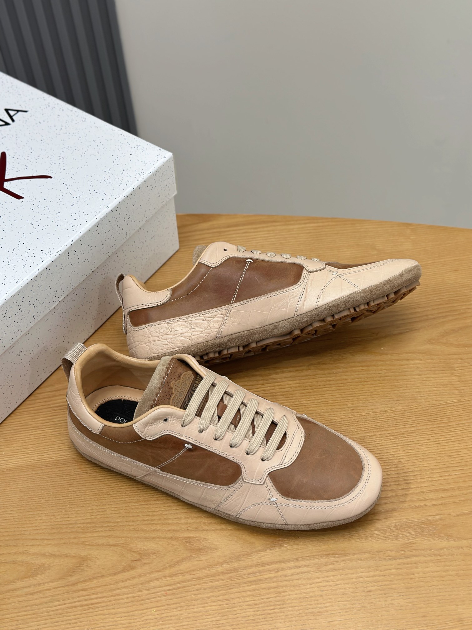 olce & Gabbana shoe